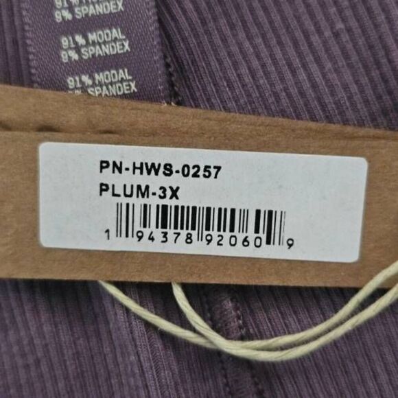 SKIMS RIBBED BOXER STYLE LOUNGE SHORTS NWT - Picture 9 of 16